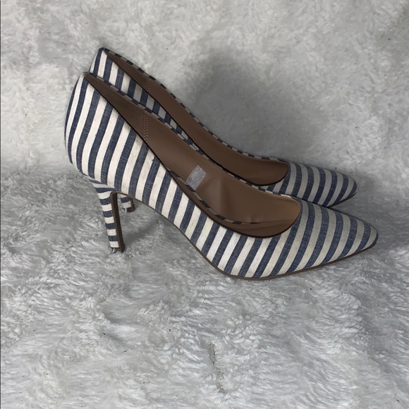 Merona Blue and White Heels with Pointed Toe - Picture 6 of 11
